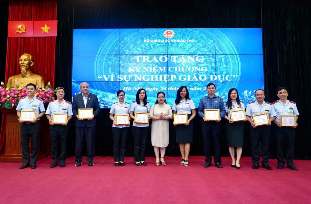 Gửi gắm của Bộ trưởng GDĐT tới lực lượng thanh tra trước thay đổi lớn - 3