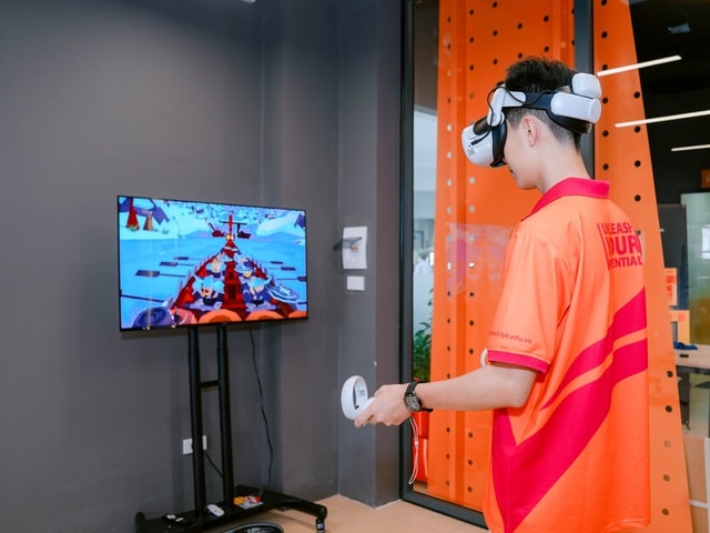 FPT Aptech khai trương cơ sở mới tại Hà Nội: Không gian học lập trình đậm chất công nghệ- Ảnh 4.