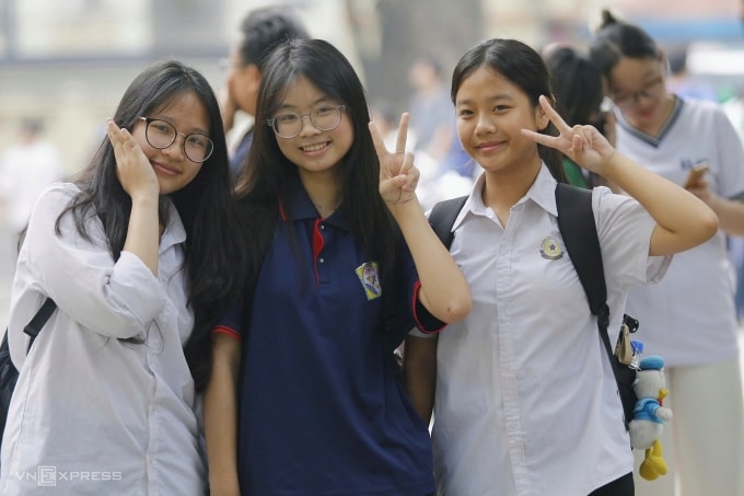 Thí sinh dự thi lớp 10 THPT chuyên Đại học Sư phạm, tháng 6/2025. Ảnh: Thanh Hằng