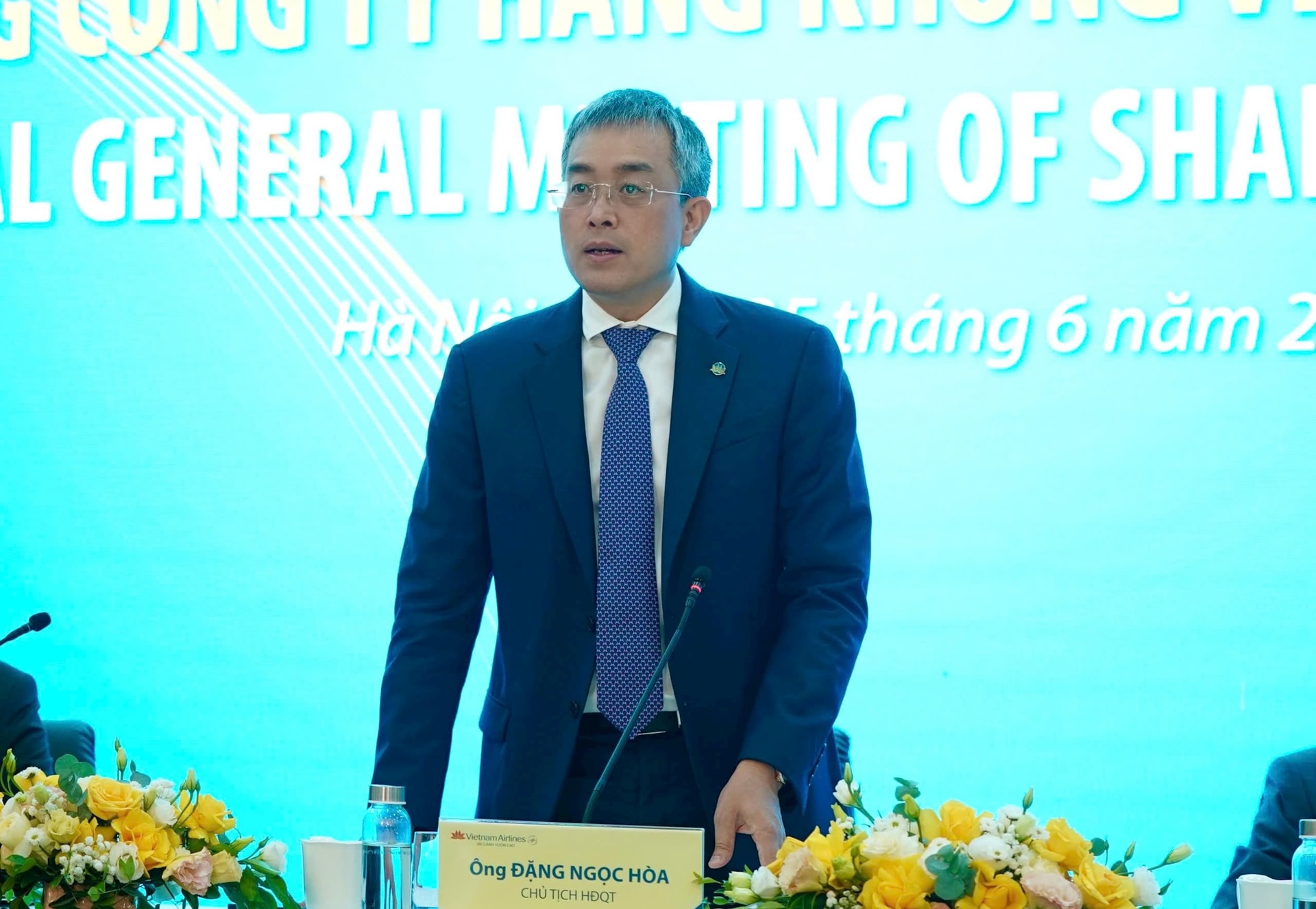 2.-doanh-thu-hop-nhat-dat-112.776-ty-dong-va-loi-nhuan-sau-thue-hop-nhat-dat-7.958-ty-dong.jpg