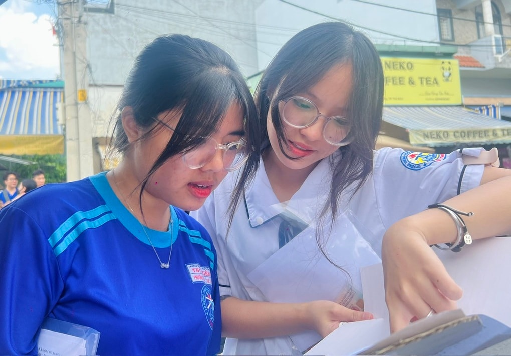 Đề tiếng Anh quá khó, xem cách quy đổi IELTS nơi dễ ăn 10, nơi từ chối - 4
