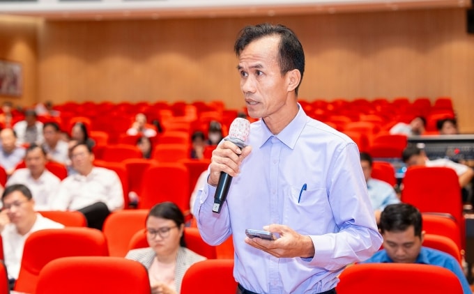 PGS.TS Lê Tấn Lộc, Chủ tịch Hội đồng trường Đại học Kinh tế - Luật (UEL) phát biểu ý kiến. Ảnh: BTC