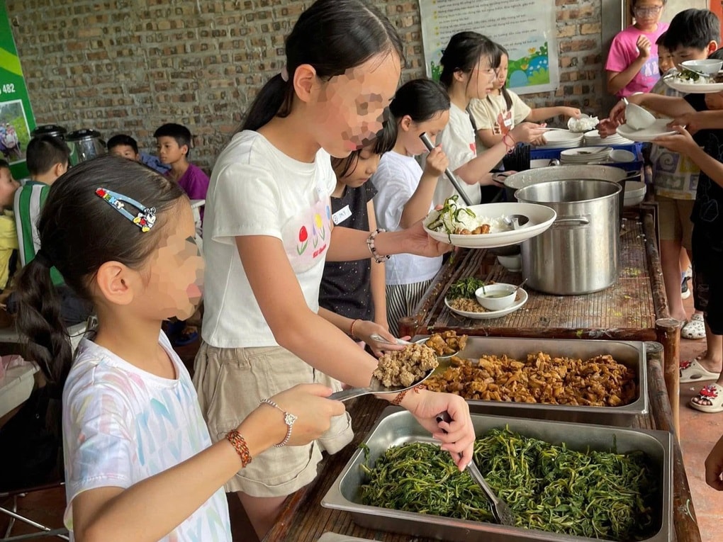 Cuốn nhật ký khiến bà mẹ ở Hà Nội thắt lòng khi con trở về từ trại hè - 4