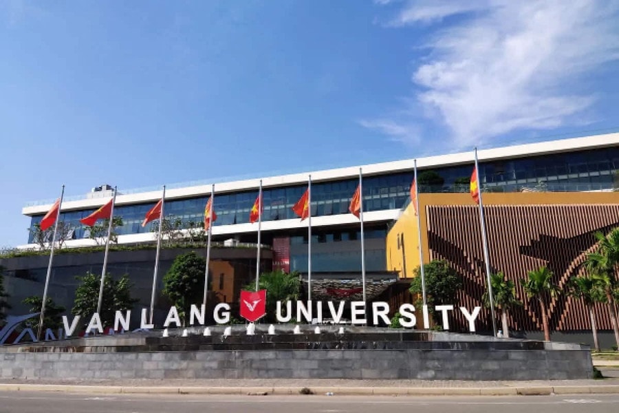 dai-hoc-van-lang.jpg