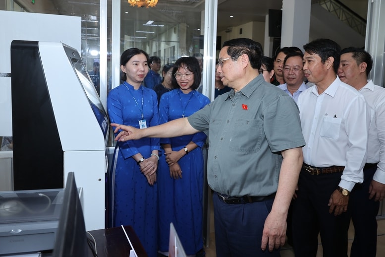 Thủ tướng kiểm tra việc vận hành chính quyền 2 cấp tại phường Ninh Kiều (Cần Thơ)- Ảnh 3.