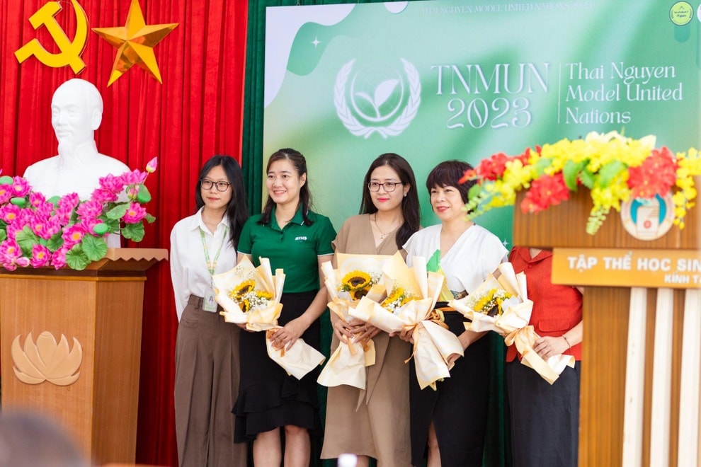 Nữ sinh Ngoại thương và bí quyết để đạt 8.0 IELTS, 1.500 SAT - 3