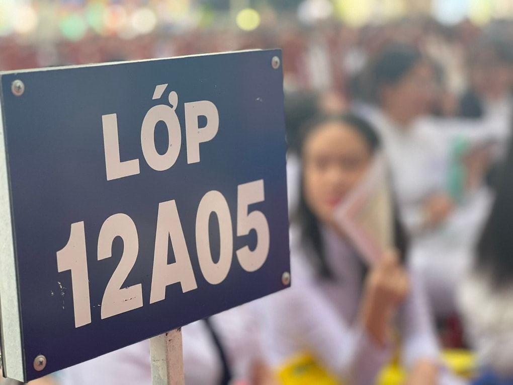 310.000 thí sinh từ chối vào đại học: Lo học phí đắt đỏ rồi thất nghiệp? - 1