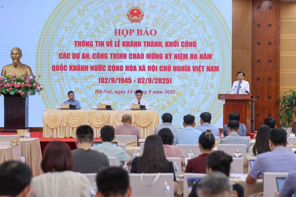Hé lộ loạt công trình tiêu biểu về đích sớm, khánh thành mừng Quốc khánh - 4