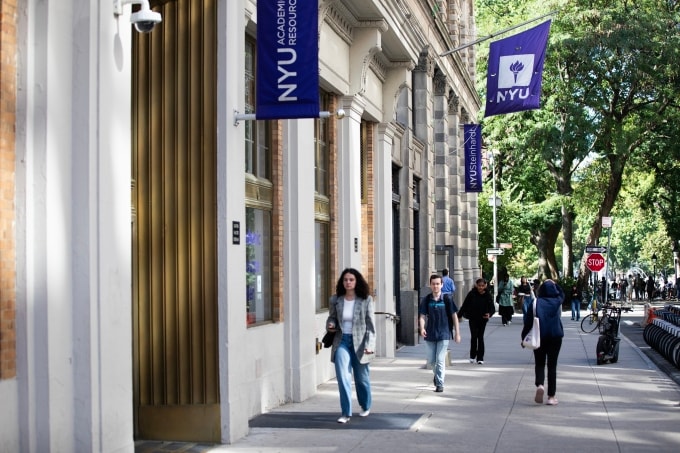Khuôn viên Đại học New York, Mỹ. Ảnh: New York University Fanpage