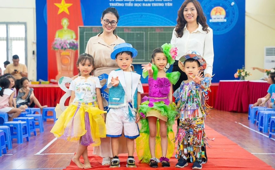 Học sinh Trường Tiểu học Nam Trung Yên (Yên Hòa, Hà Nội) tham gia CLB Hè năm 2025. 