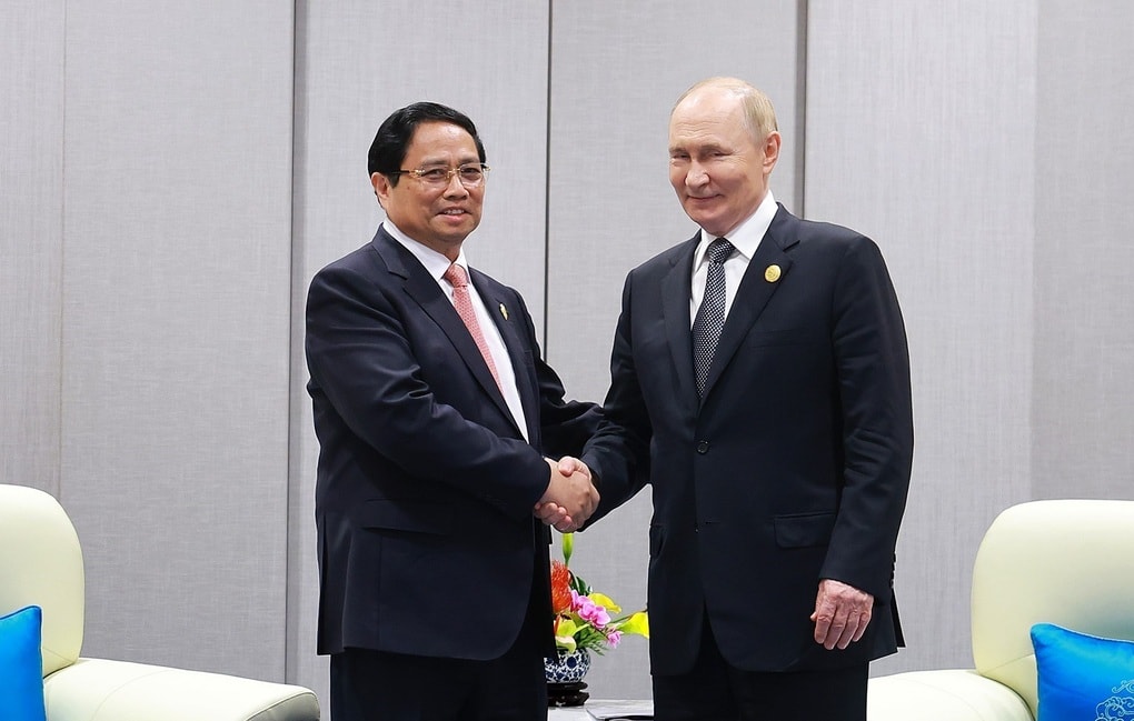Thủ tướng Phạm Minh Chính hội kiến Tổng thống Nga Vladimir Putin - 1