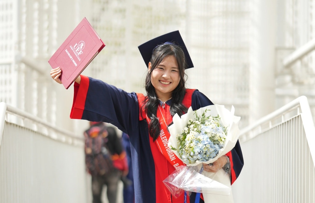 Nữ thủ khoa có điểm GPA 3.98 - 1