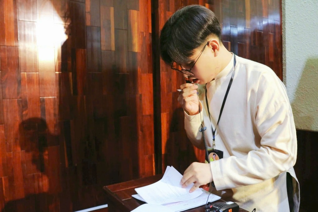 Sinh viên đối mặt với cú sốc đại học, khác “một trời một vực” phổ thông - 3