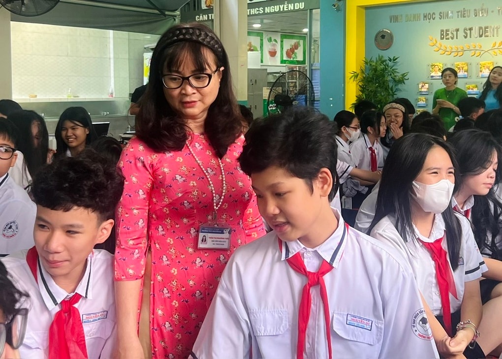 Nhiều người tin nhờ đòn roi, mắng mỏ mà nên người - 2