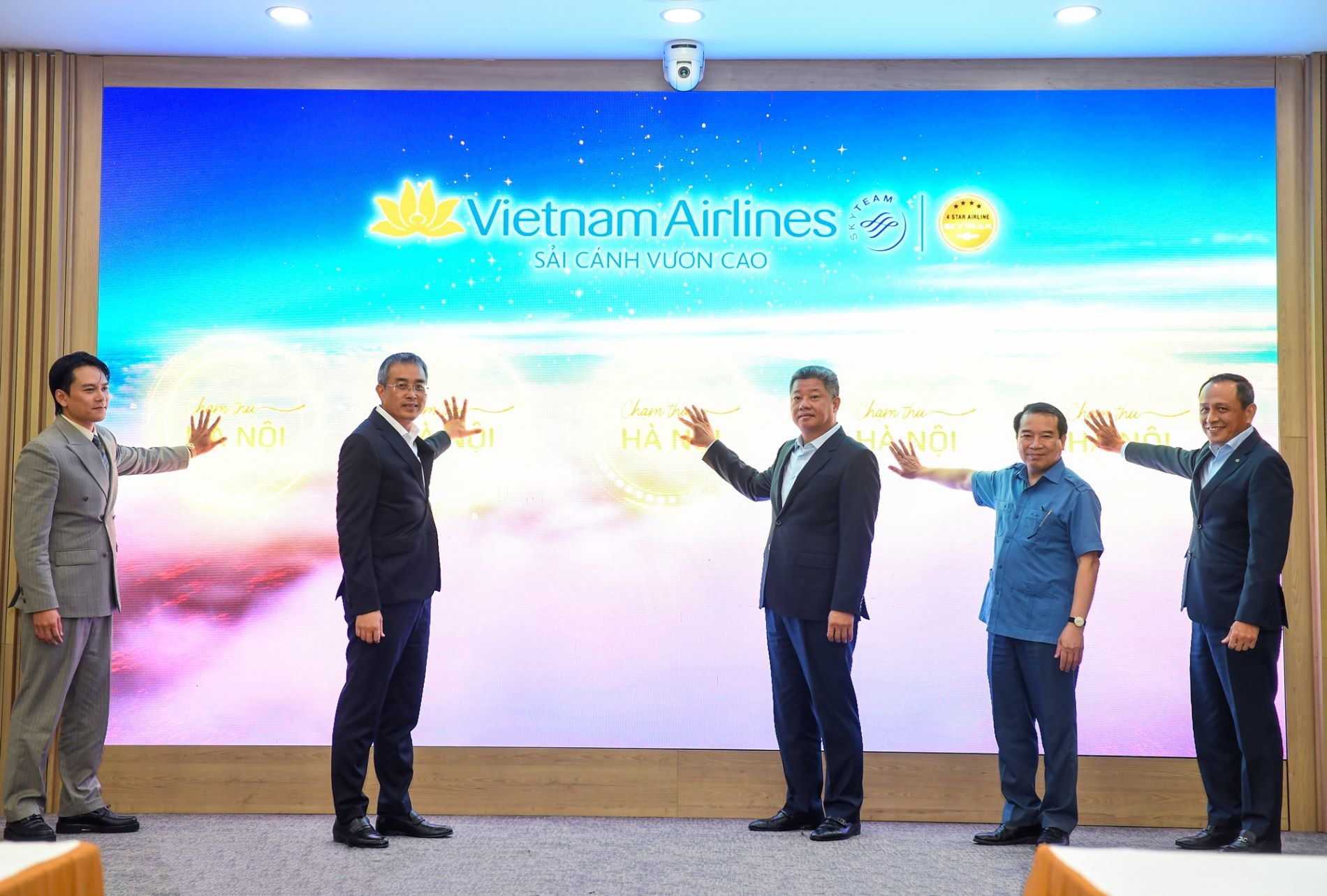 Chuỗi sự kiện thể thao, văn hóa, âm nhạc đặc sắc với chiến dịch “Chạm thu Hà Nội”