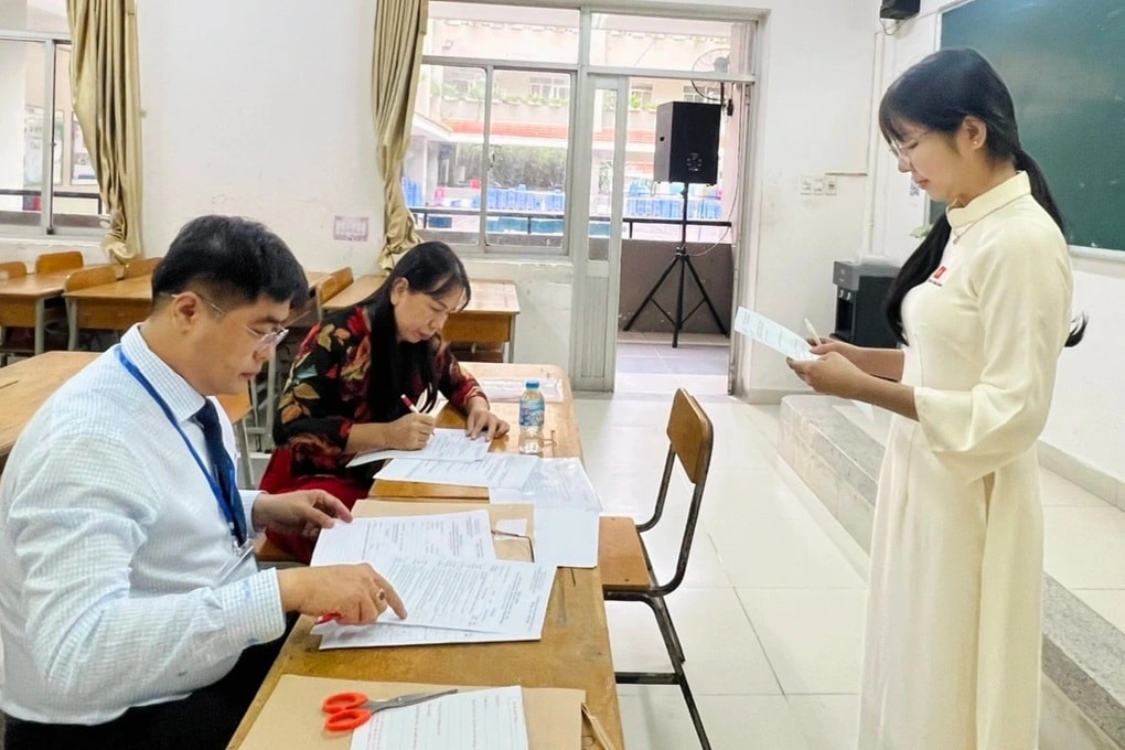 Kỳ thi tuyển giáo viên lớn nhất ở TPHCM, cao nhất 1 chọi 15 - 2