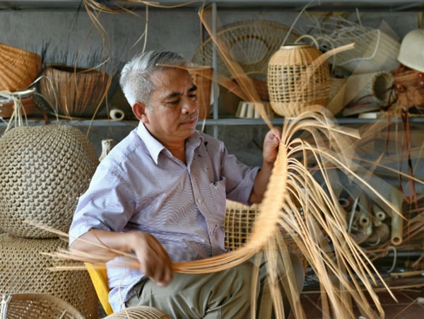Tình yêu nghề mây tre đan truyền thống