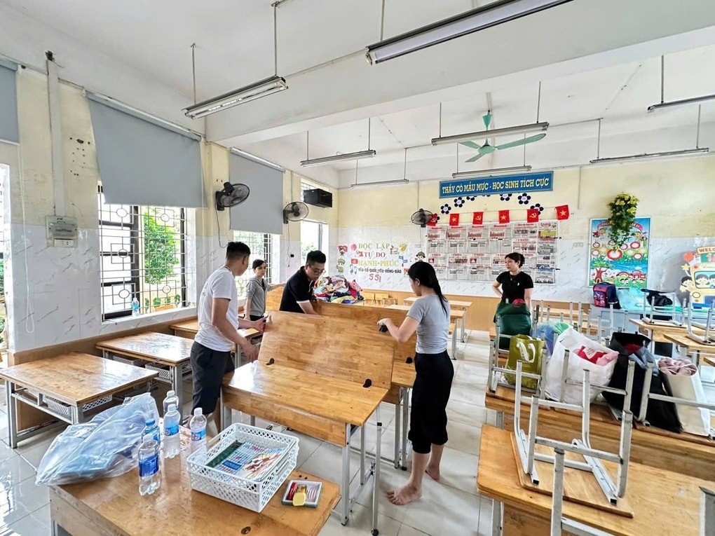 Trường học giữa Hà Nội đóng cổng 10 ngày liên tiếp kể từ trận lụt 30/9 - 5