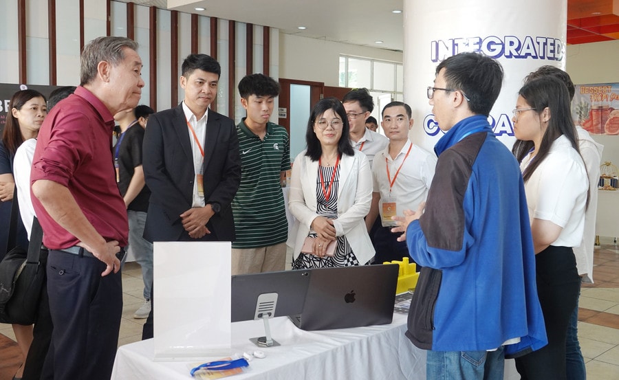 giai-phong-rao-can-tai-chinh-thuc-day-tuong-lai-stem1.jpg