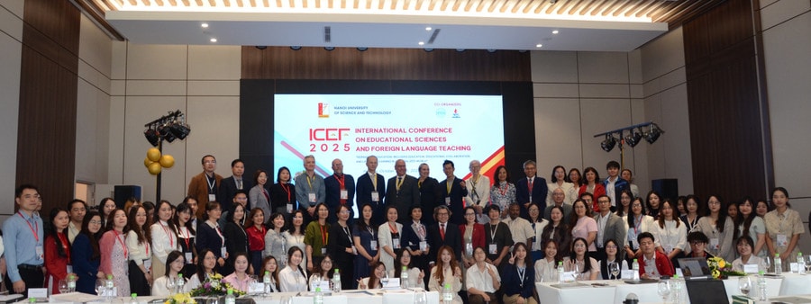 Đại biểu dự hội thảo.