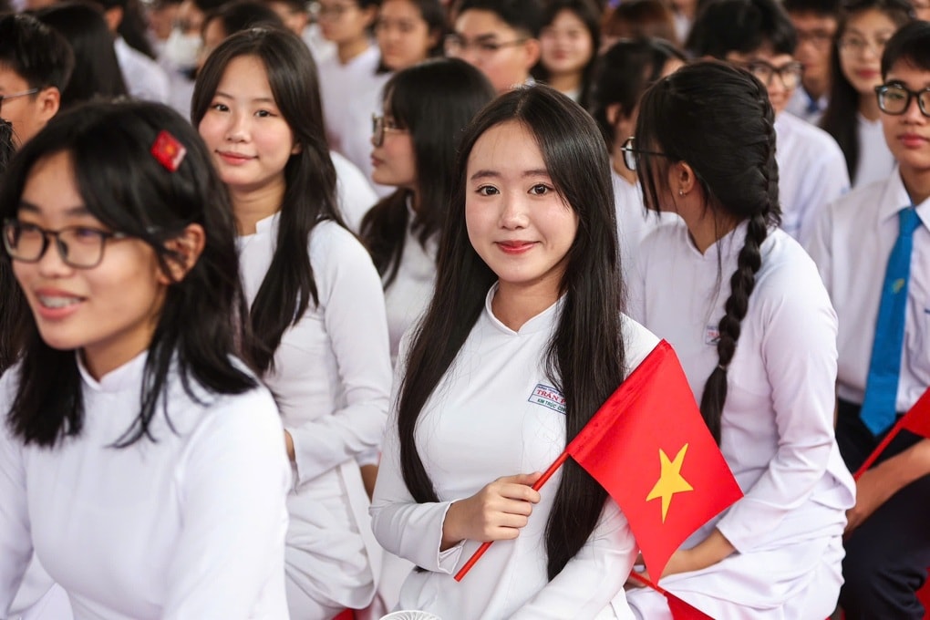 Cần tổ chức lại khung cơ cấu hệ thống giáo dục quốc dân trong giai đoạn mới - 1