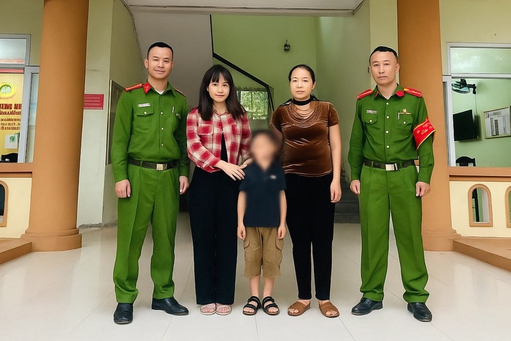 Ba giờ tìm kiếm cháu bé đi lạc trên đường đi học - 1