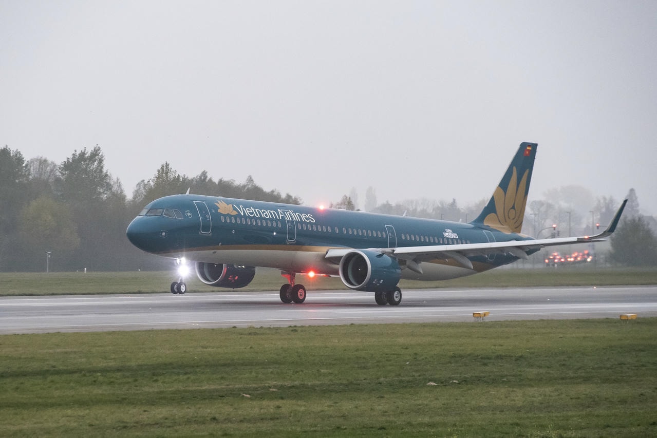 Vietnam Airlines điều chỉnh kế hoạch khai thác do ảnh hưởng của bão số 13