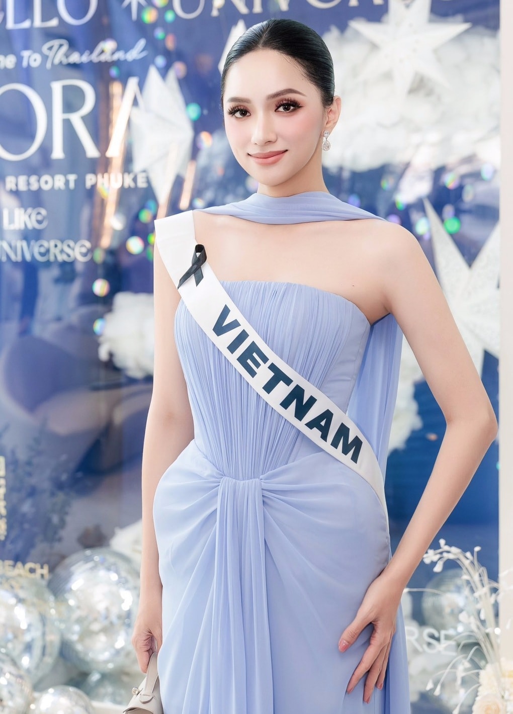 Hương Giang lọt top 3 bình chọn, có cơ hội vào thẳng top 30 - 1