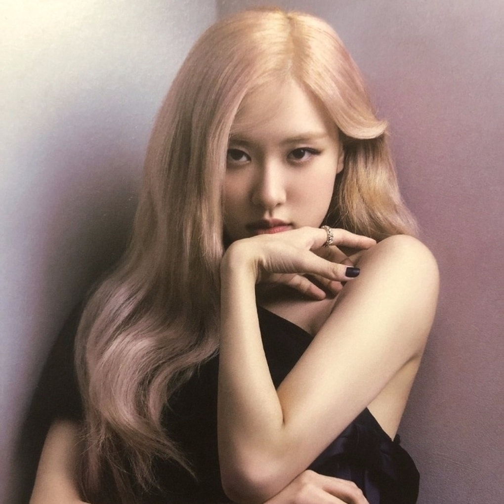 Rosé là nghệ sĩ Hàn đầu tiên được đề cử Ca khúc của năm tại Grammy - 3