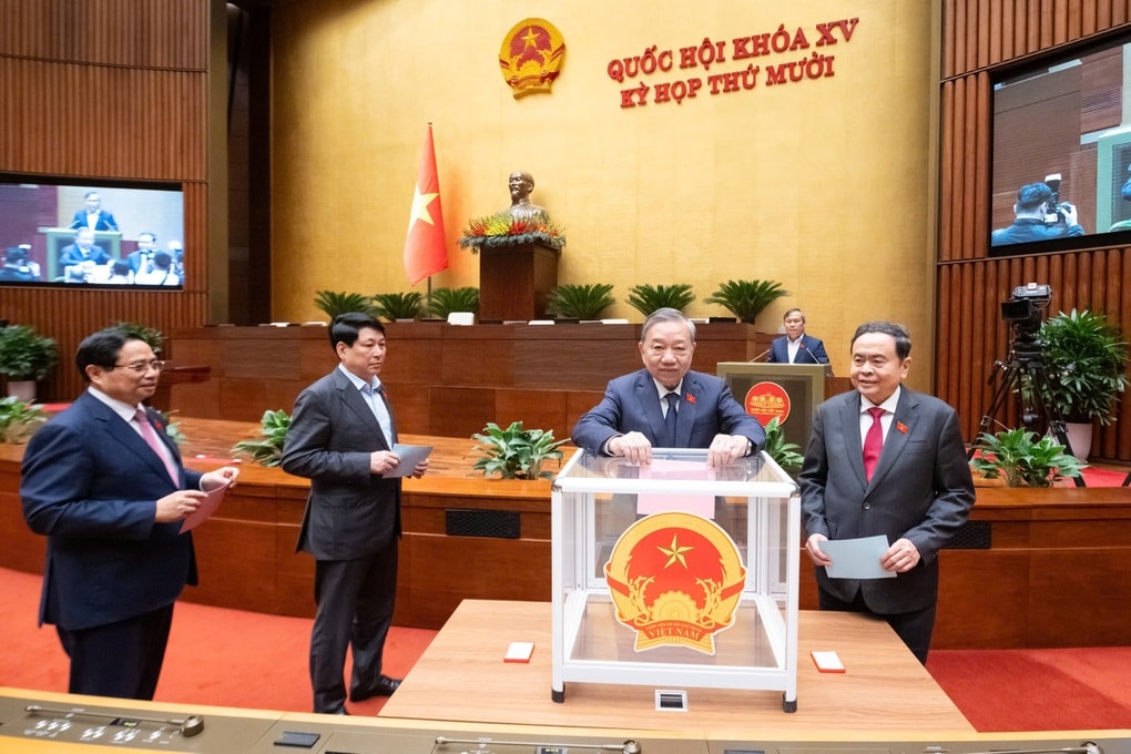 Ông Nguyễn Văn Quảng được bầu làm Chánh án TAND Tối cao - 1