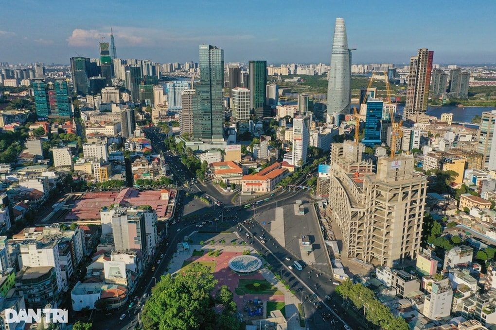 Bí thư Thành uỷ TPHCM Trần Lưu Quang: Ưu tiên đất dôi dư cho giáo dục, y tế - 4