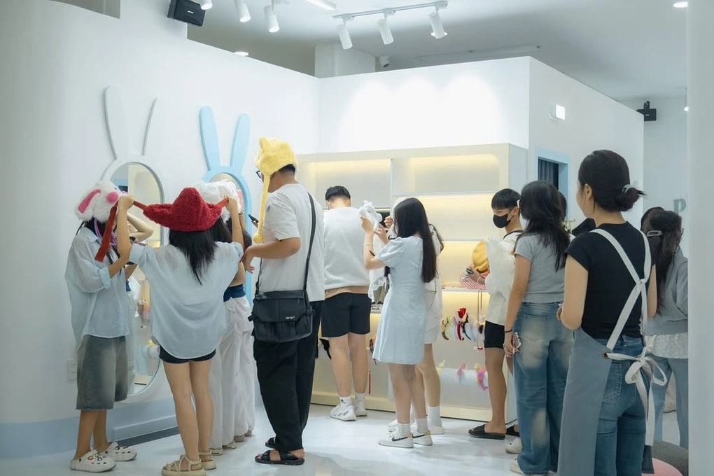 Từ vụ nữ sinh lộ clip nhạy cảm: Giảng viên bật mí cách né camera đen - 3