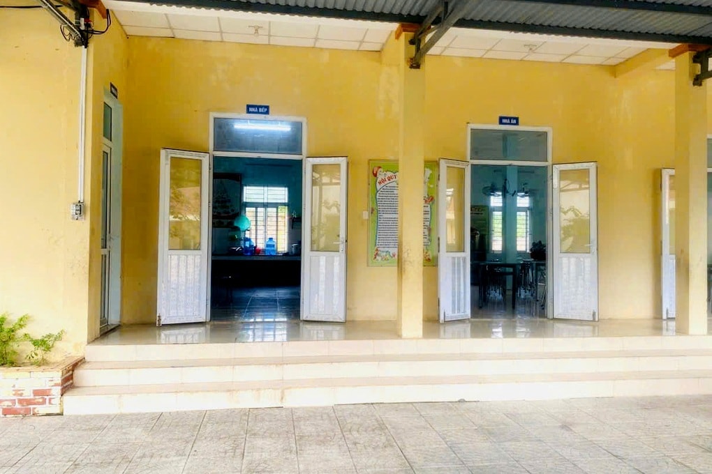 Vụ 40 học sinh nhập viện: Trường vi phạm gì mà có thể bị phạt 200 triệu? - 2