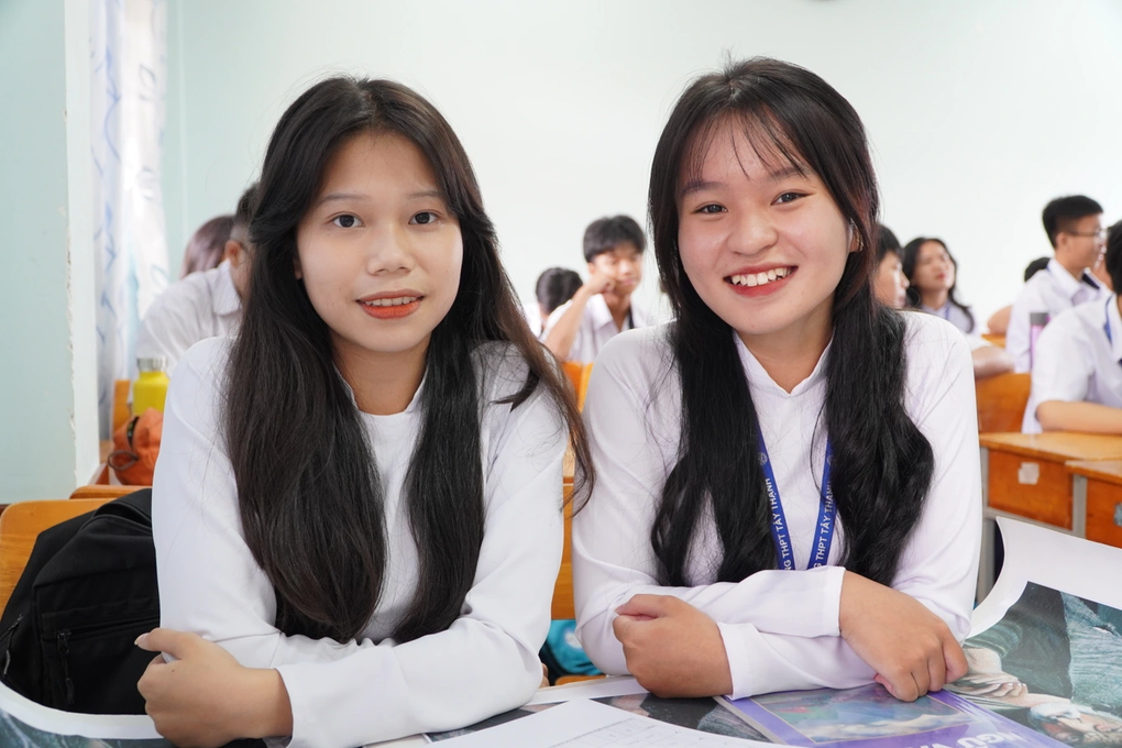 Học sinh ở TPHCM được miễn phí bảo hiểm y tế - 1