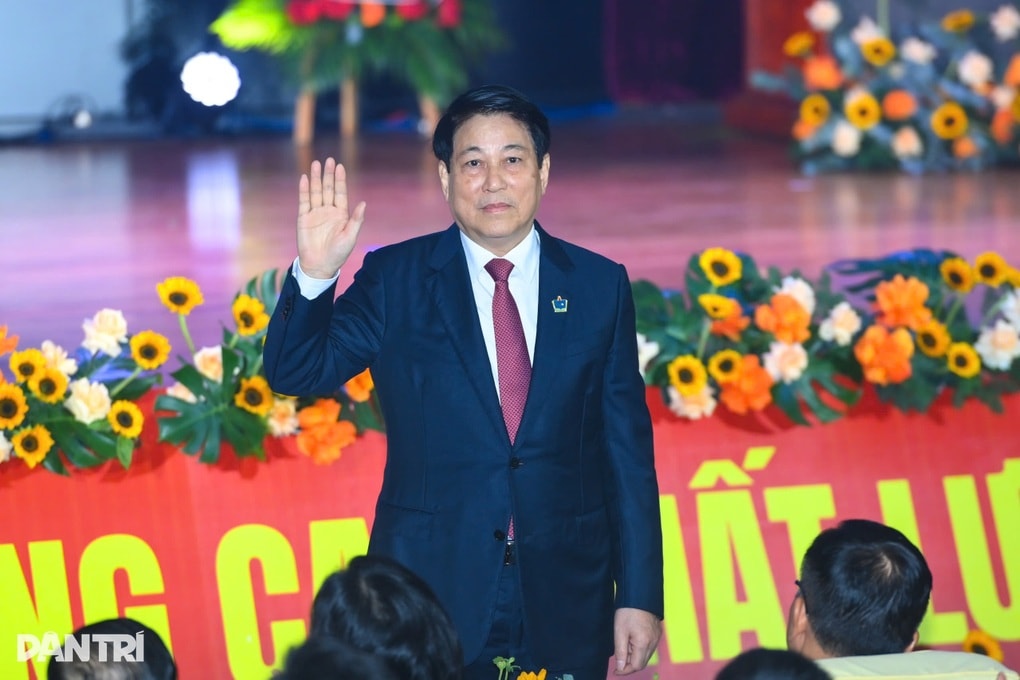 Bộ trưởng Bộ GDĐT: “Nhà giáo cũng cần tri ân xã hội” - 1