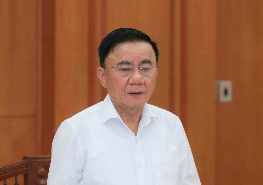 Bộ Chính trị yêu cầu hoàn thành sắp xếp cơ sở giáo dục, trạm y tế cấp xã trước 31.12.2025