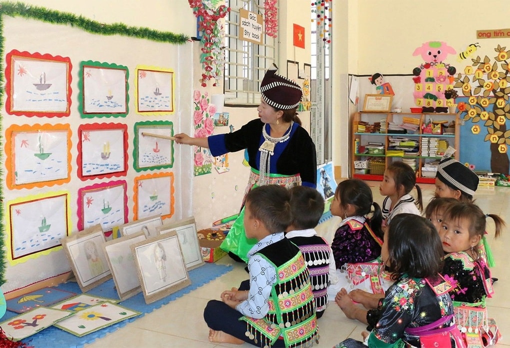 Giáo viên xã biên giới được giao đất ở có thu tiền không qua đấu giá - 1