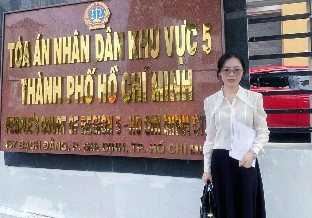 Công ty bêu kỷ luật nữ sinh lên mạng: Có thể yêu cầu bồi thường - 1