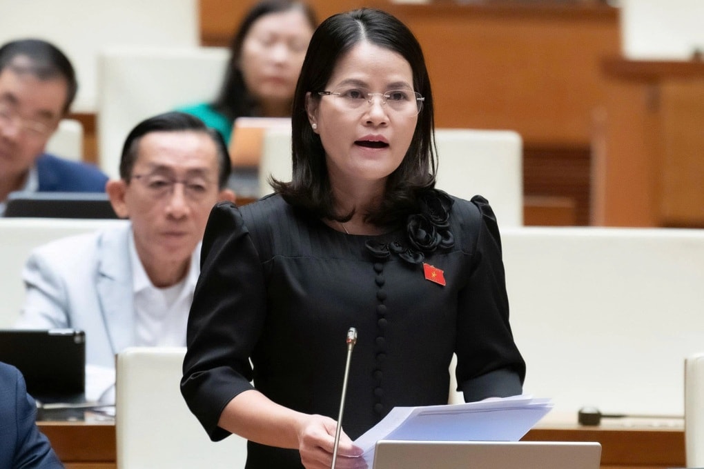 Đề xuất hỗ trợ học bổng cho con em giáo viên - 1