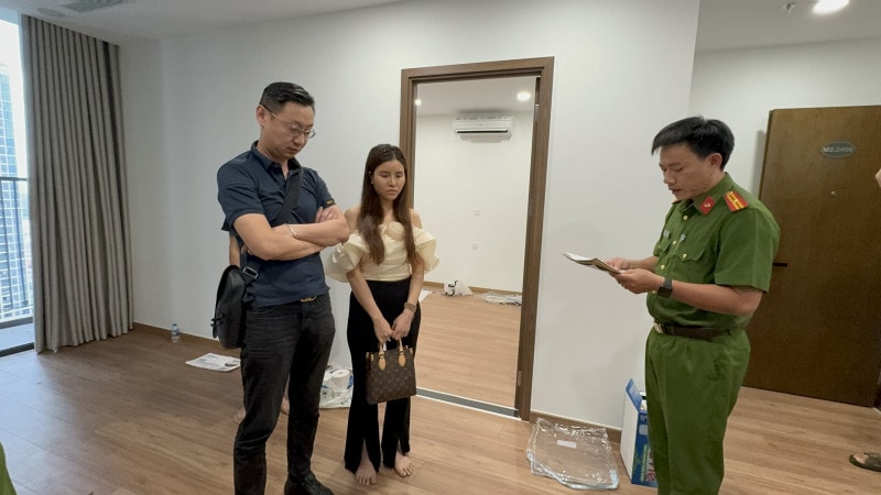 Cách thức điều hành môi giới mại dâm của cựu tiếp viên hàng không và người tình ngoại quốc -0