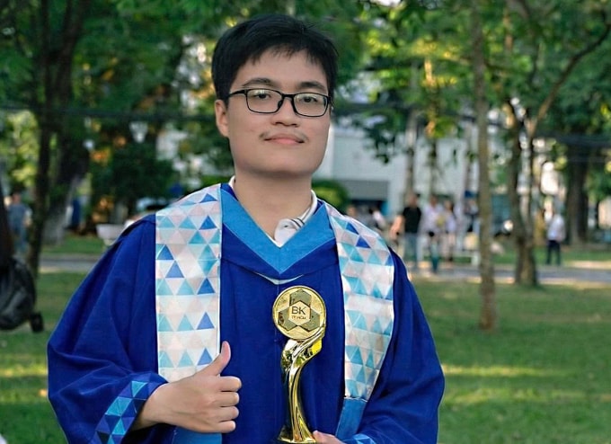 Nguyễn Phúc Tuấn trong ngày tốt nghiệp, tháng 11/2025. Ảnh: Nhân vật cung cấp