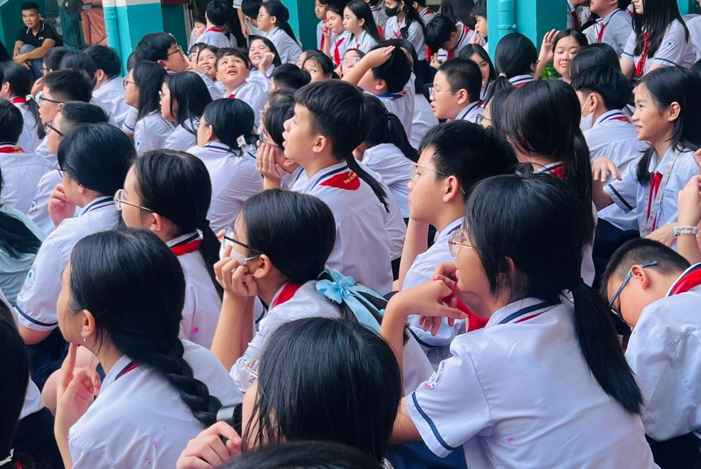 Nhiều tỉnh thành thông tin “nóng” về đề kiểm tra học kỳ 1 - 2