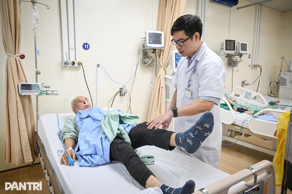 Bác sĩ chỉ ra lý do đột quỵ thường tăng vào cuối năm - 1