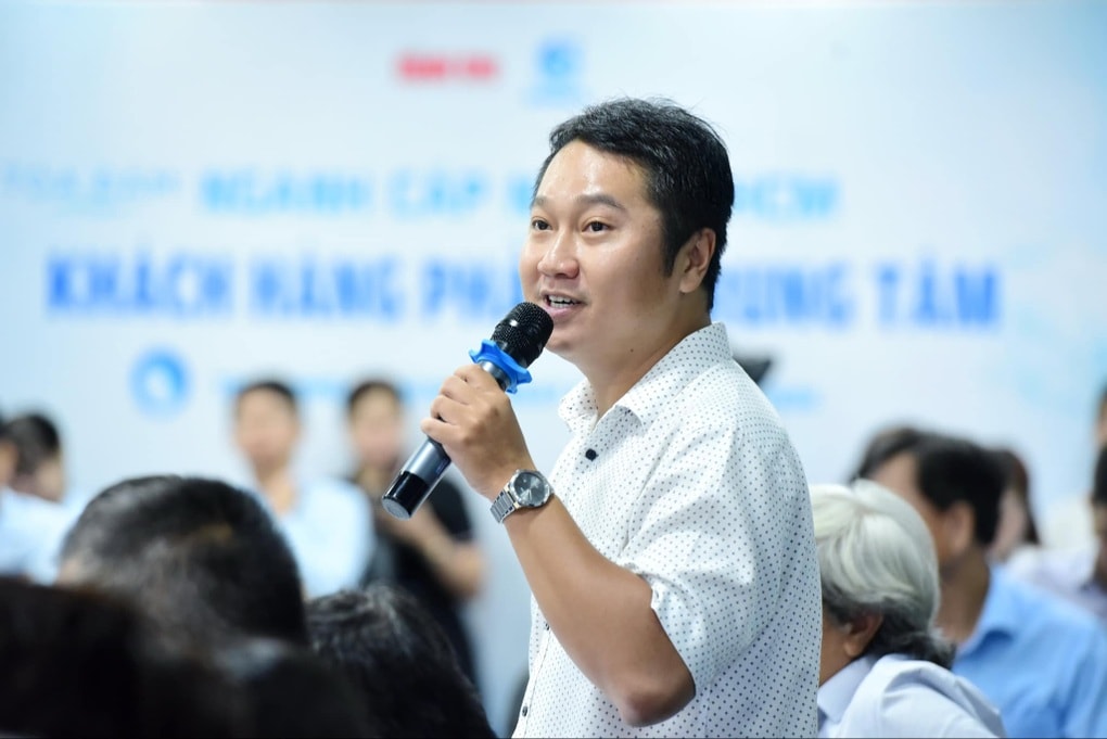 Cô giáo livestream học sinh làm bài thi cho gần 4.000 người xem gây bức xúc - 2