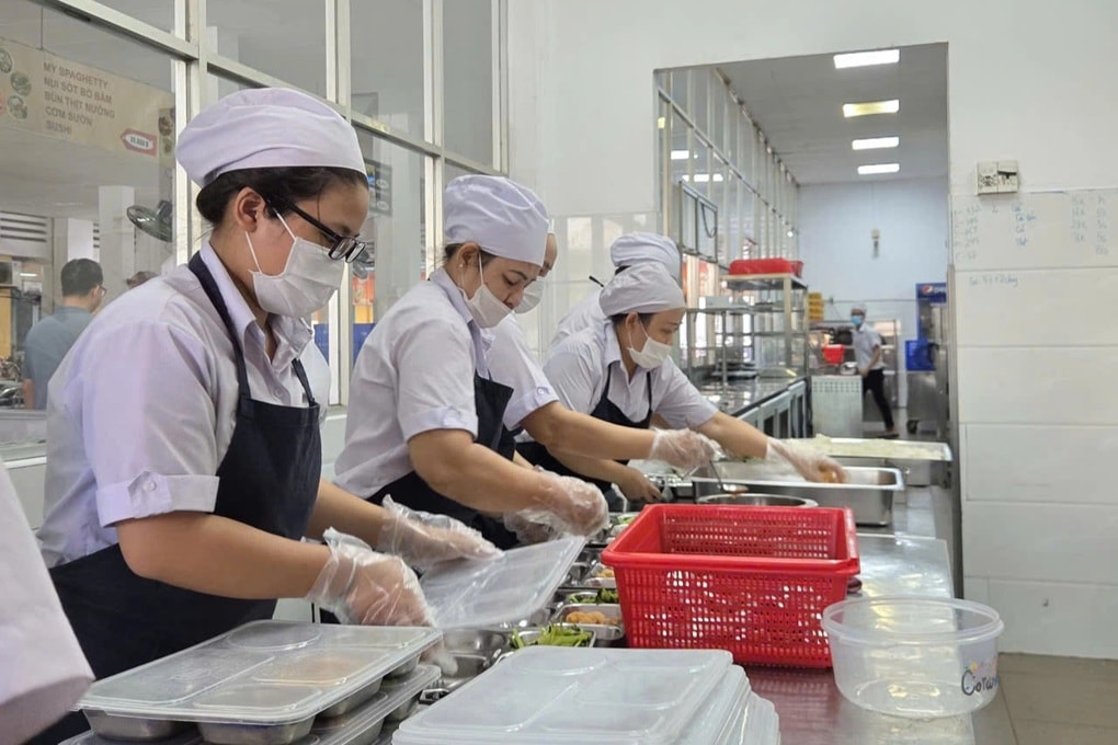 Vụ suất ăn bán trú bị tố chỉ vài viên thịt: Sở GDĐT vào cuộc - 3