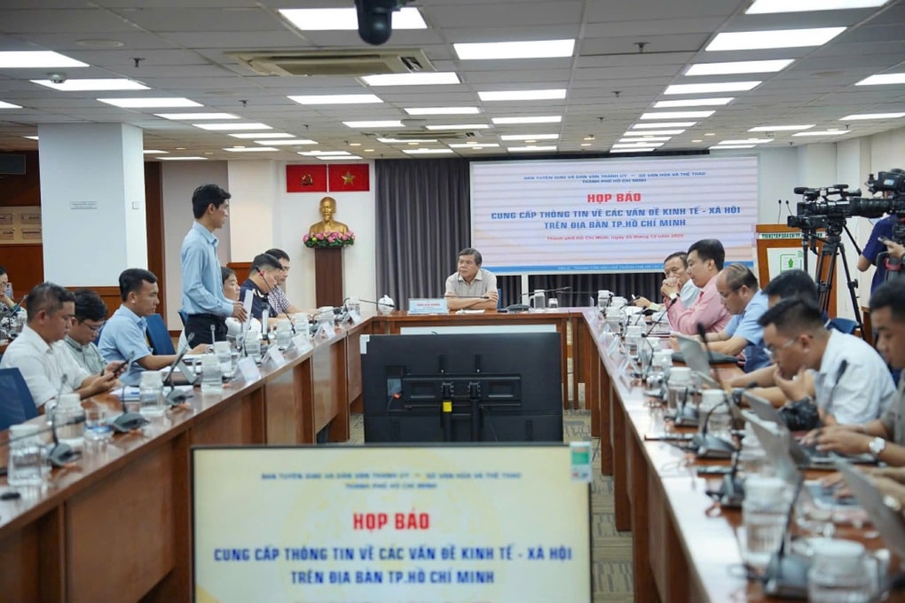 Vụ sinh viên sư phạm chậm nhận tiền hỗ trợ: Sở Tài chính TPHCM lên tiếng - 1