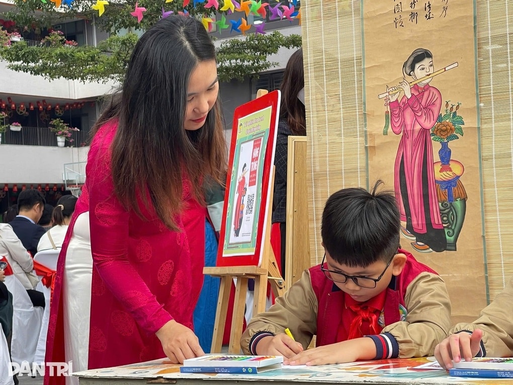 Giáo viên THPT tại Hà Nội thấp thỏm chờ thưởng Tết theo Nghị định 73 - 1