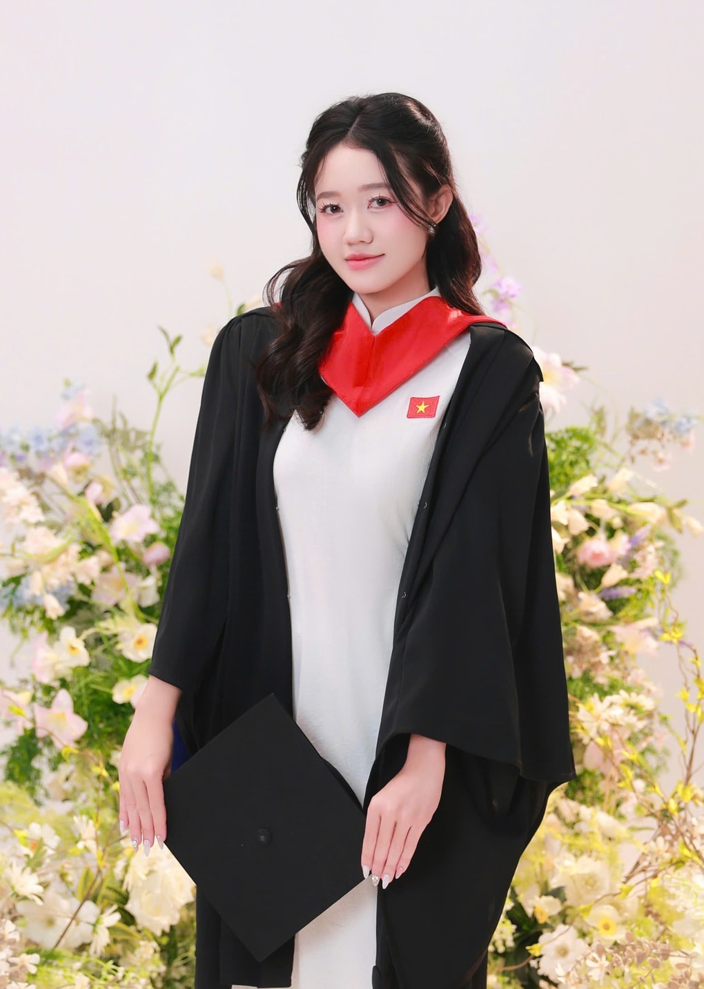 Nữ sinh Việt tốt nghiệp đại học với điểm tuyệt đối tại Thái Lan - 2