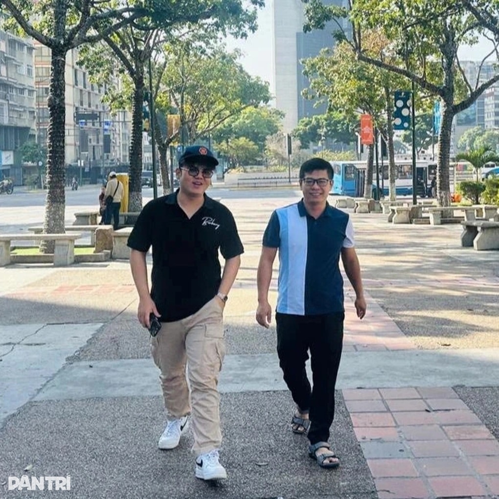 Cuộc sống của 2 kỹ sư Việt Nam mắc kẹt ở Venezuela sau khi Mỹ đột kích - 3