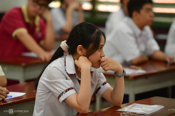 Thí sinh TP HCM thi tốt nghiệp THPT năm 2025. Ảnh: Thanh Tùng